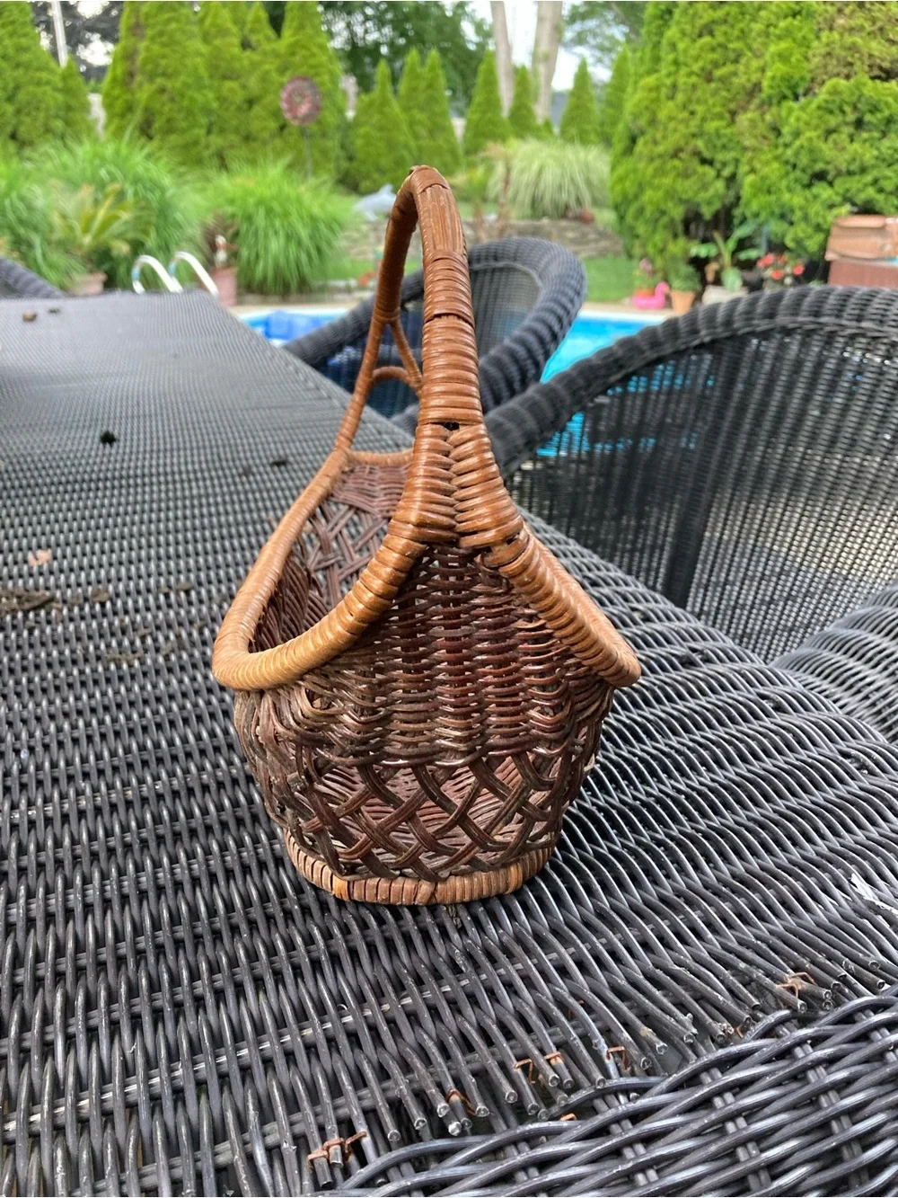 Vintage wicker wine bottle holder